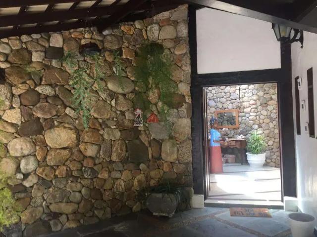 Casa / Sobrado para Venda em São Sebastião/SP Guaecá 4 Quartos