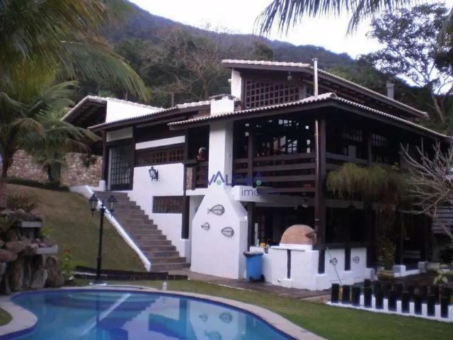 Casa / Sobrado para Venda em São Sebastião/SP Guaecá 4 Quartos