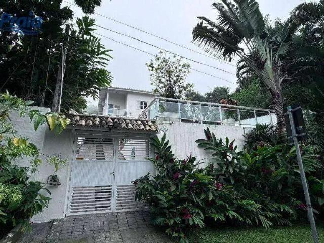 Casa / Sobrado para Venda em São Sebastião/SP Guaecá 5 Quartos
