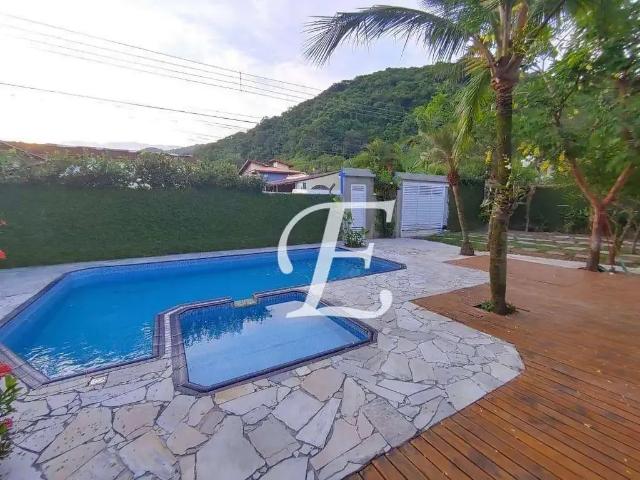 Casa / Sobrado para Venda em São Sebastião/SP Juquehy 4 Quartos