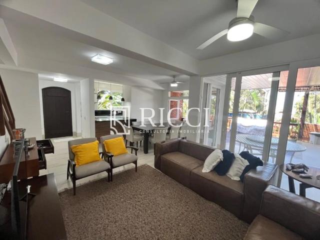 Casa / Sobrado para Venda em São Sebastião/SP Juquehy 3 Quartos