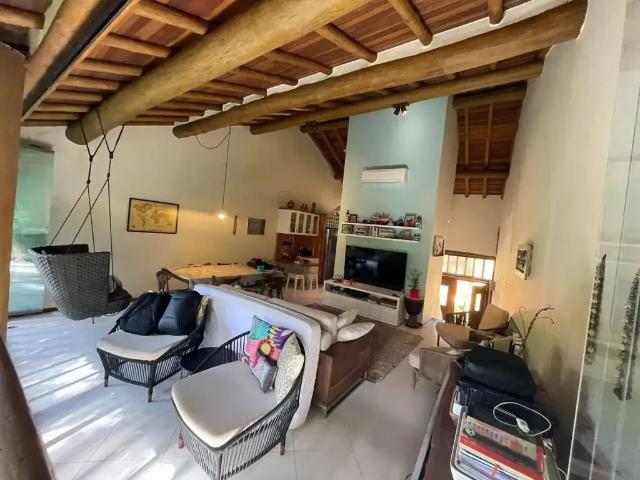 Casa / Sobrado para Venda em São Sebastião/SP Maresias 3 Quartos