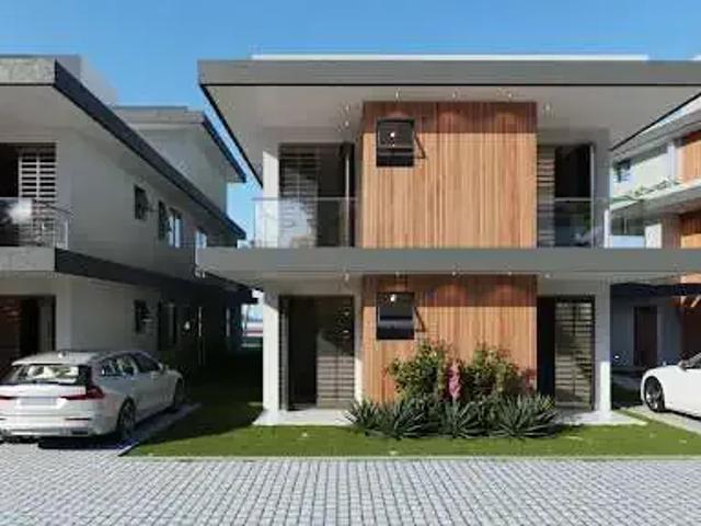 Casa / Sobrado para Venda em São Sebastião/SP Paúba 4 Quartos