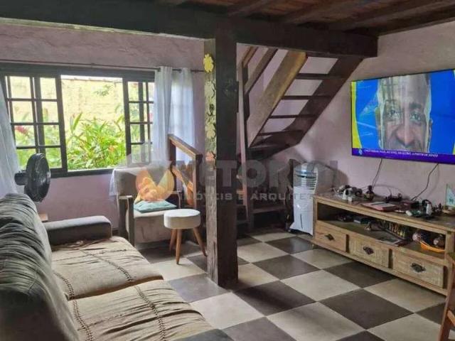Casa / Sobrado para Venda em São Sebastião/SP Praia de Camburí 3 Quartos