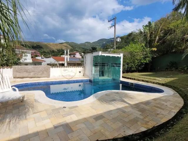 Casa / Sobrado para Venda em São Sebastião/SP Reserva Du Moulin 3 Quartos