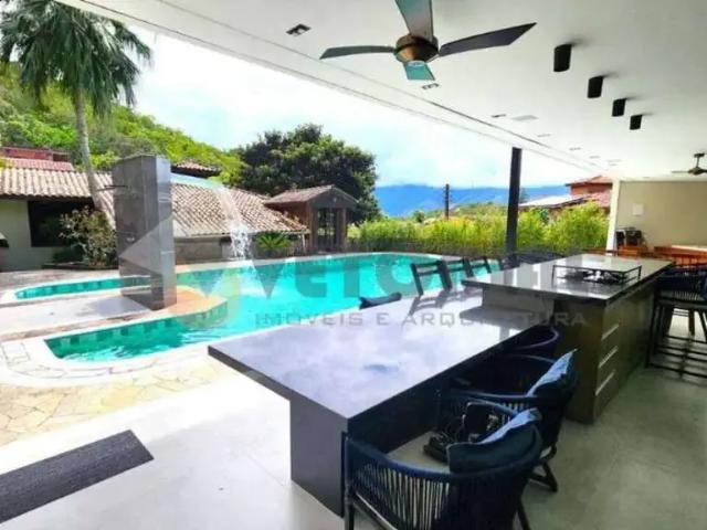 Casa / Sobrado para Venda em São Sebastião/SP Reserva Du Moulin 6 Quartos