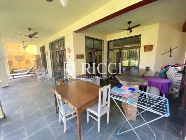 Casa / Sobrado para Venda em São Sebastião/SP Toque Toque Grande 4 Quartos