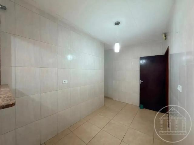 Casa / Sobrado para Venda em São Paulo/SP Terceira Divisão de Interlagos 3 Quartos