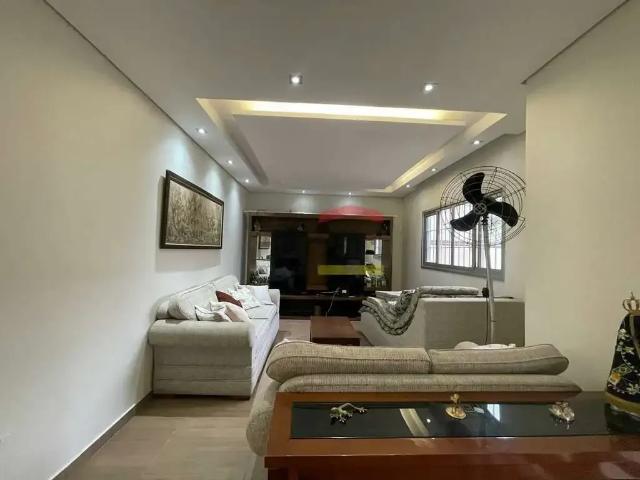 Casa / Sobrado para Venda em São Paulo/SP Tremembé 6 Quartos
