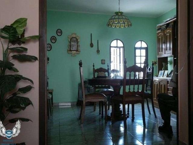 Casa / Sobrado para Venda em São Paulo/SP Tremembé 6 Quartos