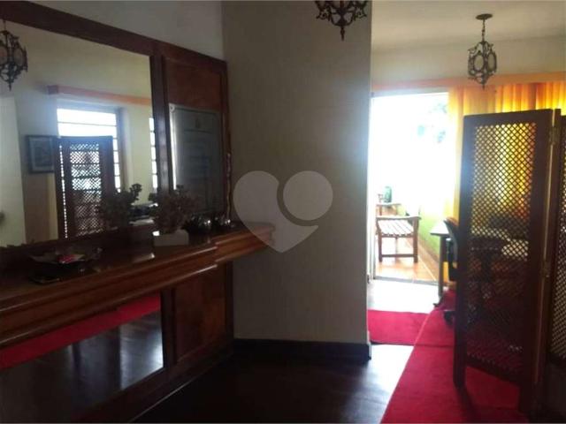 Casa / Sobrado para Venda em São Paulo/SP Tremembé 10 Quartos