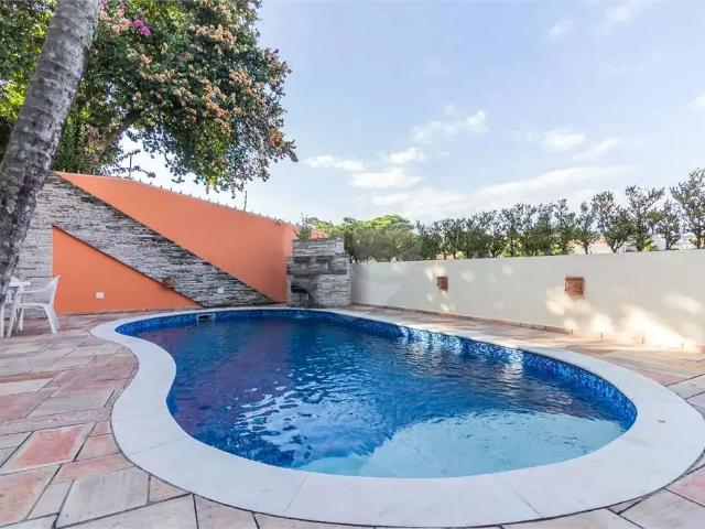 Casa / Sobrado para Venda em São Paulo/SP Tremembé 3 Quartos
