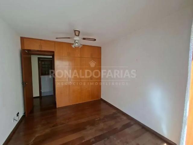 Casa / Sobrado para Venda em São Paulo/SP Veleiros 4 Quartos