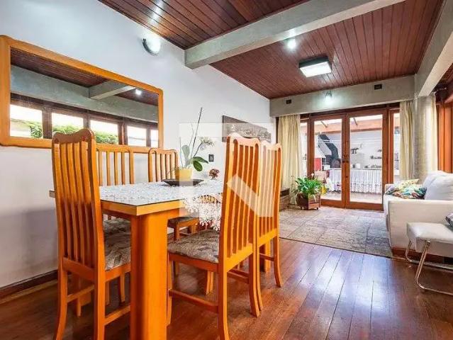 Casa / Sobrado para Venda em São Paulo/SP Vila Madalena 3 Quartos