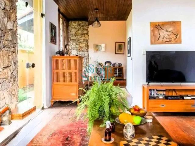 Casa / Sobrado para Venda em São Paulo/SP Vila Madalena 3 Quartos