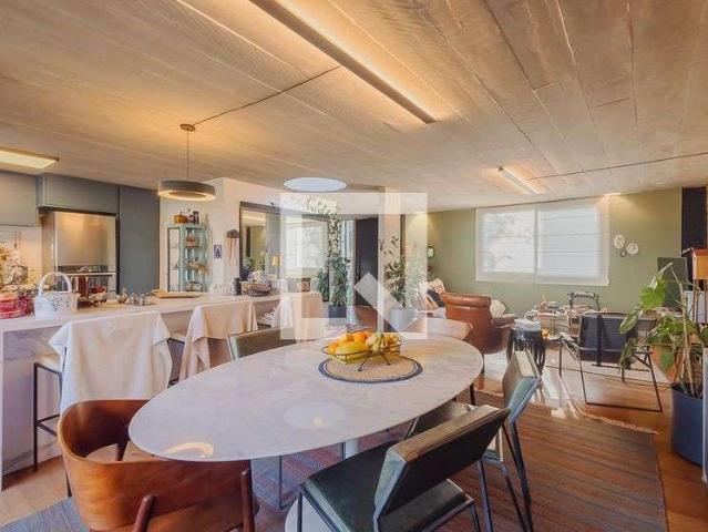 Casa / Sobrado para Venda em São Paulo/SP Vila Madalena 3 Quartos