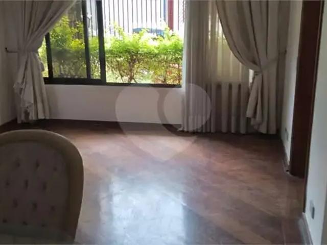 Casa / Sobrado para Venda em São Paulo/SP Vila Madalena 3 Quartos