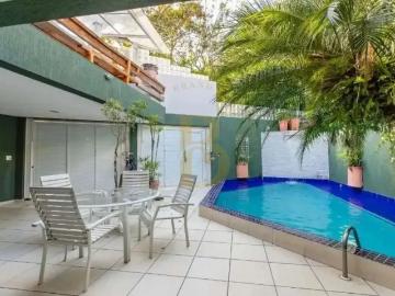 Casa / Sobrado para Venda em São Paulo/SP Vila Madalena 3 Quartos