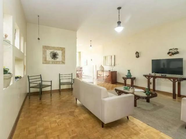 Casa / Sobrado para Venda em São Paulo/SP Vila Madalena 3 Quartos