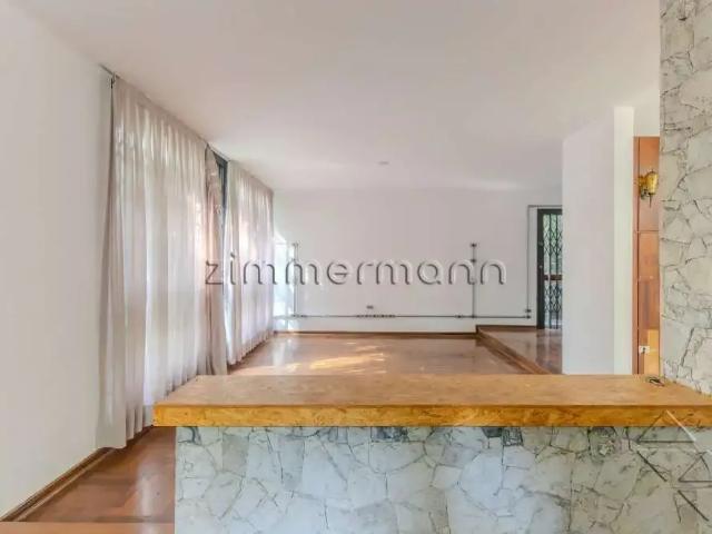 Casa / Sobrado para Venda em São Paulo/SP Vila Madalena 3 Quartos