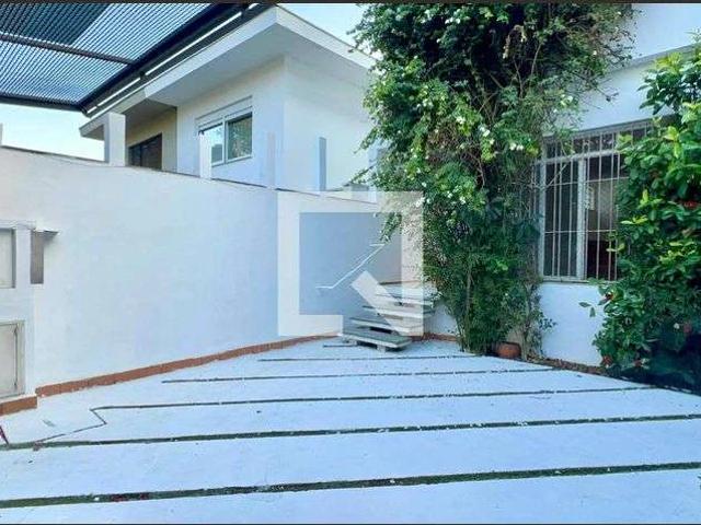 Casa / Sobrado para Venda em São Paulo/SP Vila Madalena 4 Quartos
