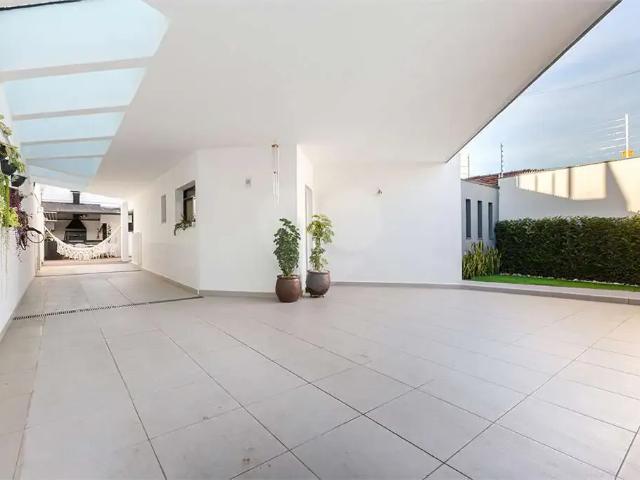 Casa / Sobrado para Venda em São Paulo/SP Vila Madalena 4 Quartos