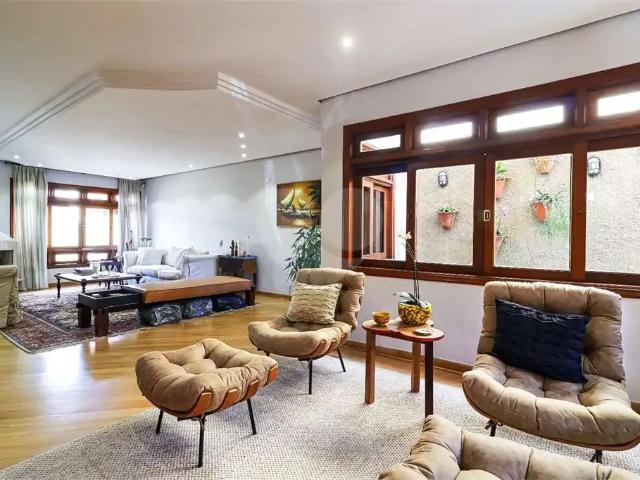 Casa / Sobrado para Venda em São Paulo/SP Vila Madalena 4 Quartos