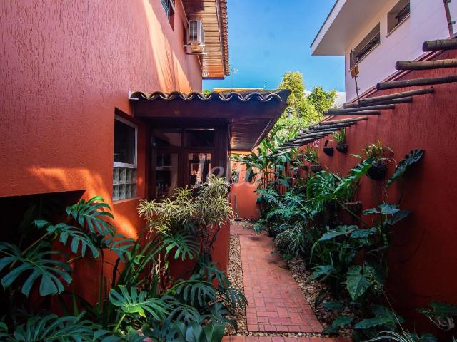 Casa / Sobrado para Venda em São Paulo/SP Vila Madalena 4 Quartos