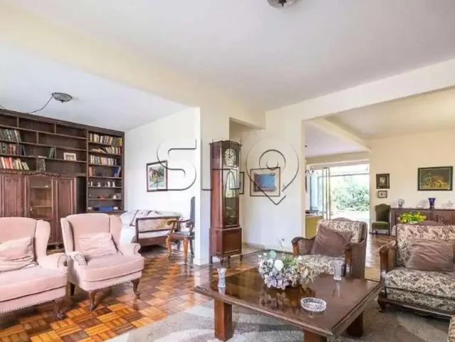 Casa / Sobrado para Venda em São Paulo/SP Vila Madalena 4 Quartos