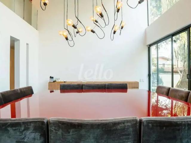 Casa / Sobrado para Venda em São Paulo/SP Vila Madalena 4 Quartos