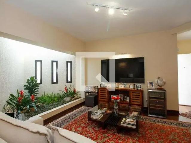Casa / Sobrado para Venda em São Paulo/SP Vila Madalena 4 Quartos