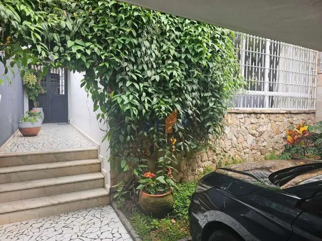 Casa / Sobrado para Venda em São Paulo/SP Vila Madalena 5 Quartos