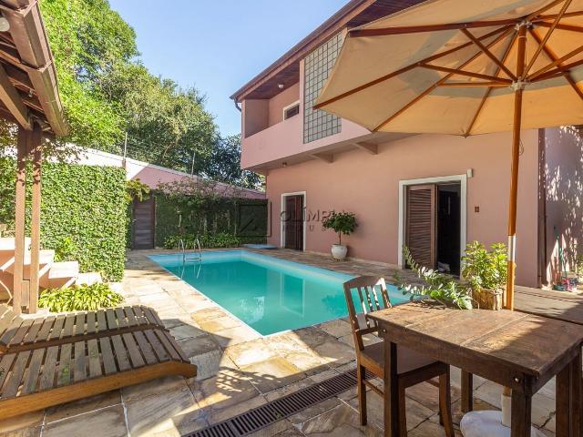 Casa / Sobrado para Venda em São Paulo/SP Vila Madalena 5 Quartos