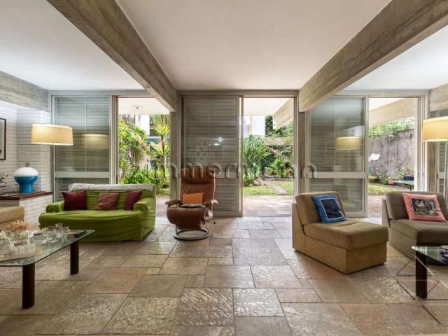 Casa / Sobrado para Venda em São Paulo/SP Vila Madalena 5 Quartos