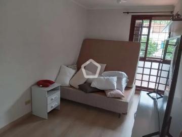 Praça Júlio César Vanini - Garagem