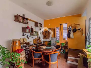 Rua Santa Flora, São Paulo, Praça Júlio César Vanini