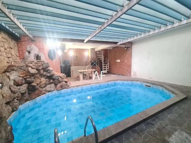 Casa / Sobrado para Venda em São Paulo/SP Vila Nivi 4 Quartos