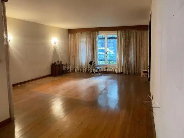 Casa / Sobrado para Venda em São Paulo/SP Vila Nova Conceição 3 Quartos
