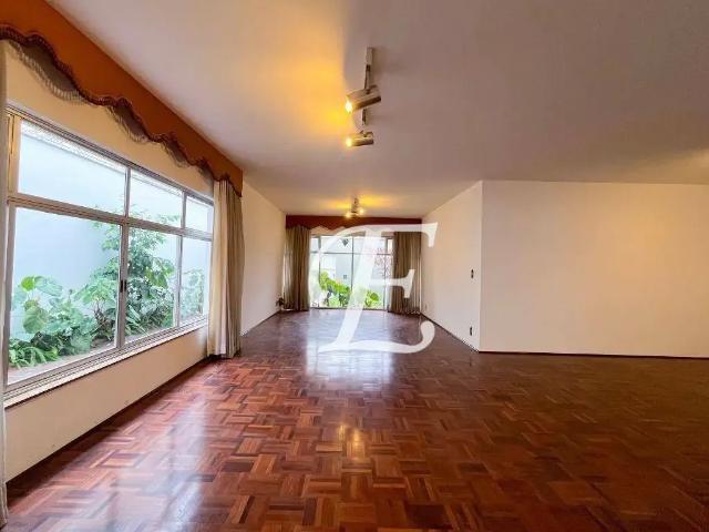 Casa / Sobrado para Venda em São Paulo/SP Vila Nova Conceição 4 Quartos