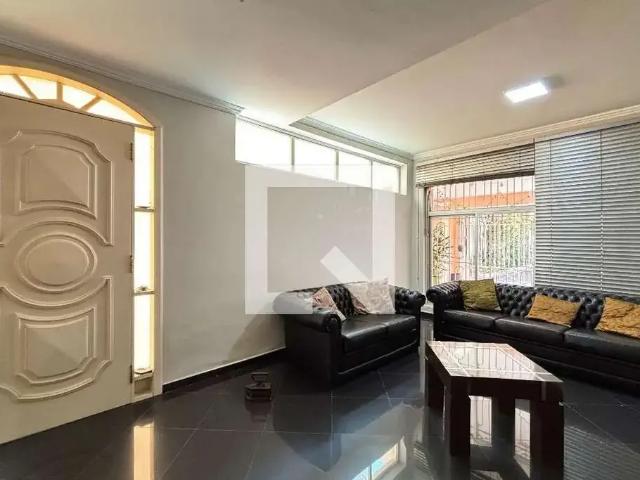 Casa / Sobrado para Venda em São Paulo/SP Vila Olímpia 3 Quartos