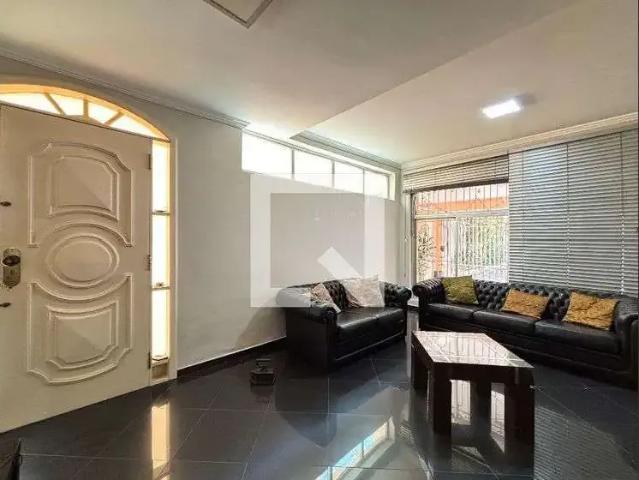 Casa / Sobrado para Venda em São Paulo/SP Vila Olímpia 3 Quartos