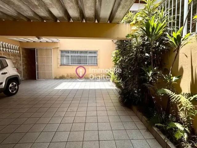 Casa / Sobrado para Venda em São Paulo/SP Interlagos 4 Quartos