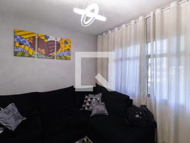 Casa / Sobrado para Venda em São Paulo/SP Vila Carmosina 5 Quartos