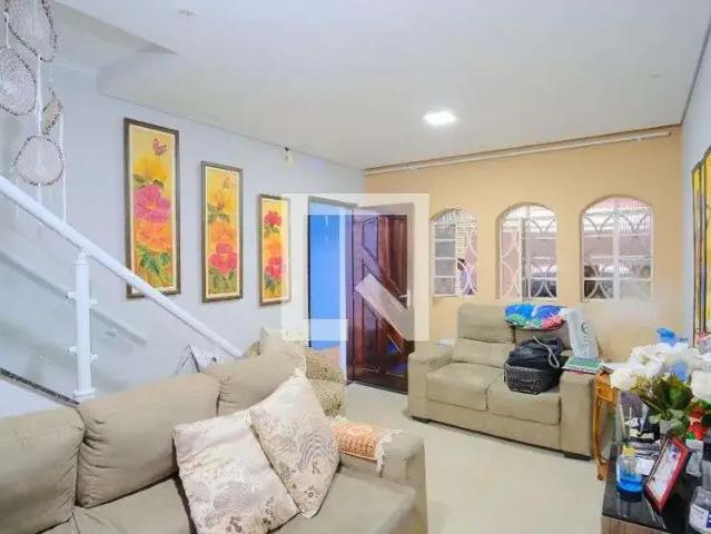 Casa / Sobrado para Venda em São Paulo/SP Vila Carrão 4 Quartos