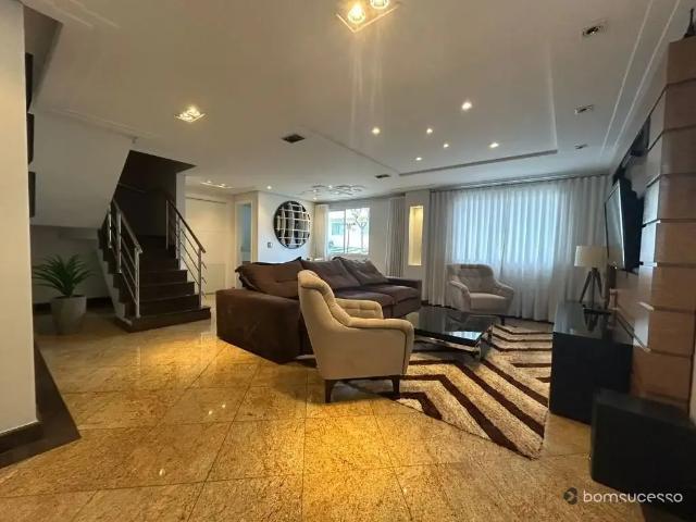 Casa / Sobrado para Venda em São Paulo/SP Vila Carrão 4 Quartos