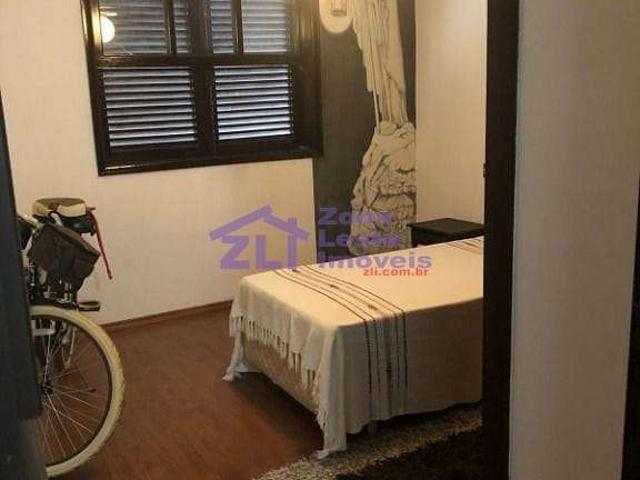 Casa / Sobrado para Venda em São Paulo/SP Vila Carrão 5 Quartos