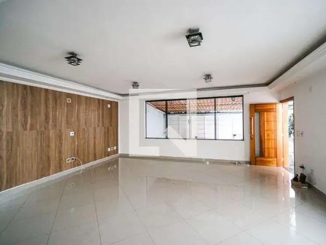 Casa / Sobrado para Venda em São Paulo/SP Vila Carrão 5 Quartos