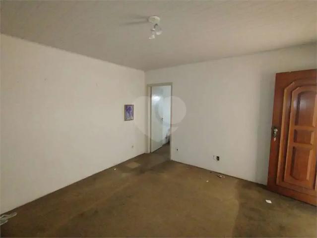 Casa / Sobrado para Venda em São Paulo/SP Vila Carrão 2 Quartos