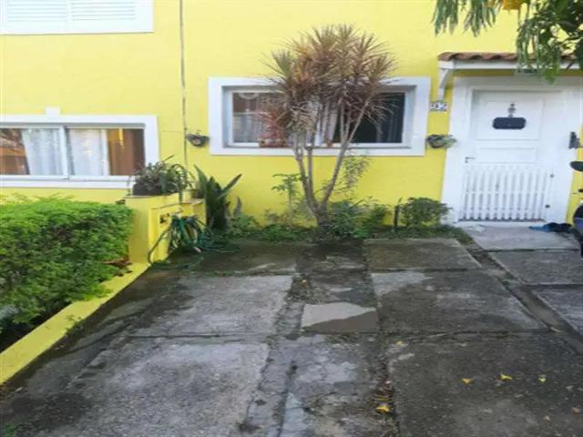 Casa / Sobrado para Venda em São Paulo/SP Vila Carrão 2 Quartos