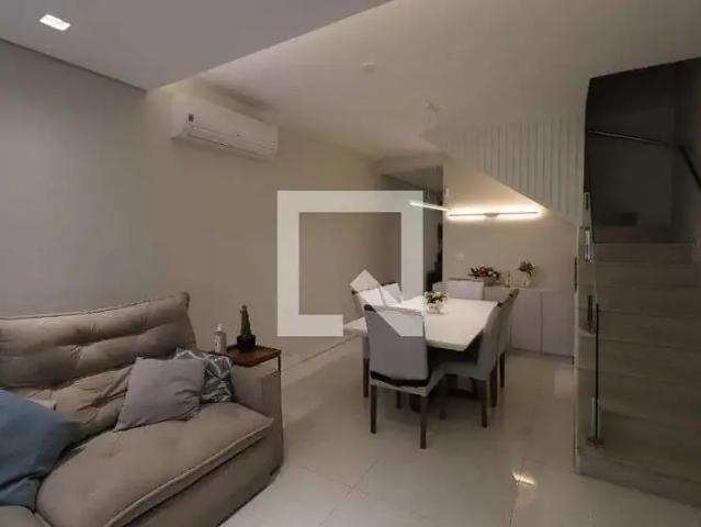 Casa / Sobrado para Venda em São Paulo/SP Vila Carrão 3 Quartos